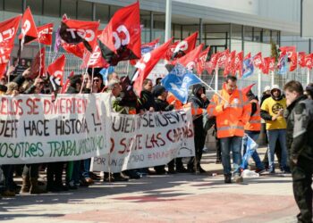 La huelga en Amazon acapara el interés nacional y reaviva las esperanzas en el movimiento sindical