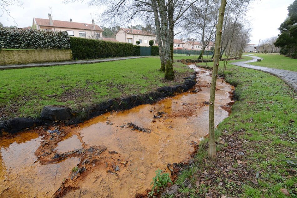 Aldea Viva critica a la Xunta de Galicia por su soporte a la Cámara Oficial Mineira, que apoya el proyecto de Touro