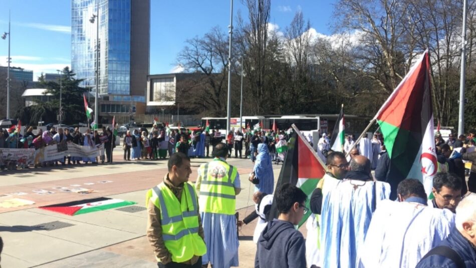 Organizaciones de la sociedad civil saharaui se manifiestan en Ginebra por los derechos humanos