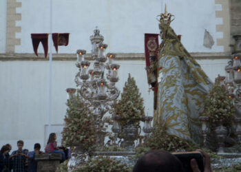 Europa Laica presenta demanda judicial contra la concesión por el Ayuntamiento de Cádiz de la medalla de oro de la ciudad a la Virgen del Rosario