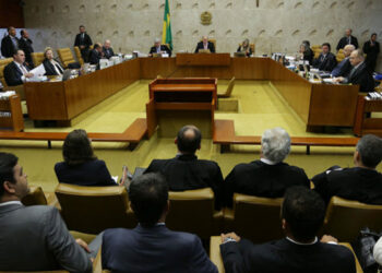 Tribunal Supremo de Brasil aplaza debate sobre medida que podría sacar a Lula de la cárcel