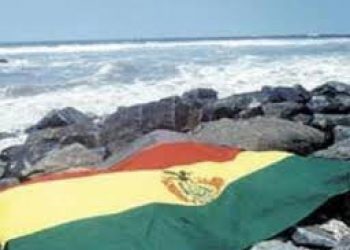 El reclamo del “Mar para Bolivia” se hizo oír en la Cumbre de los Pueblos