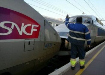 Empresa de trenes francesa pierde al menos 100 millones por huelga