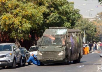 Chile. En marcha multitudinaria por el fin al lucro en la educación, joven universitario es atropellado a propósito por vehículo policial