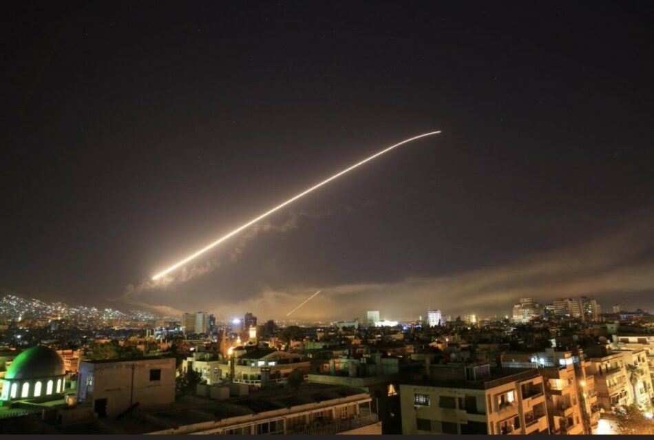 Izquierda Unida emite un comunicado de condena al bombardeo de Siria por Estados Unidos, Francia y Gran Bretaña