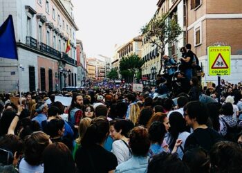 IU “rechaza de forma tajante” el fallo contra los miembros de ‘La Manada’, avisa que es un “gravísimo precedente que expone aún más a las mujeres” y respalda las movilizaciones