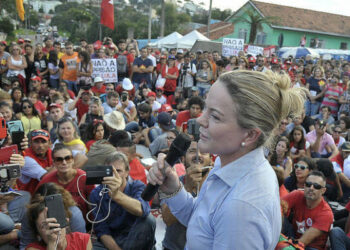 Brasil. “Estoy tranquilo, pero indignado como todo inocente sin justicia”, afirma Lula en una carta