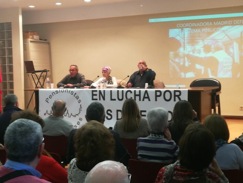 El Colectivo «Pensionistas Complutenses» se presenta en un acto con lleno total