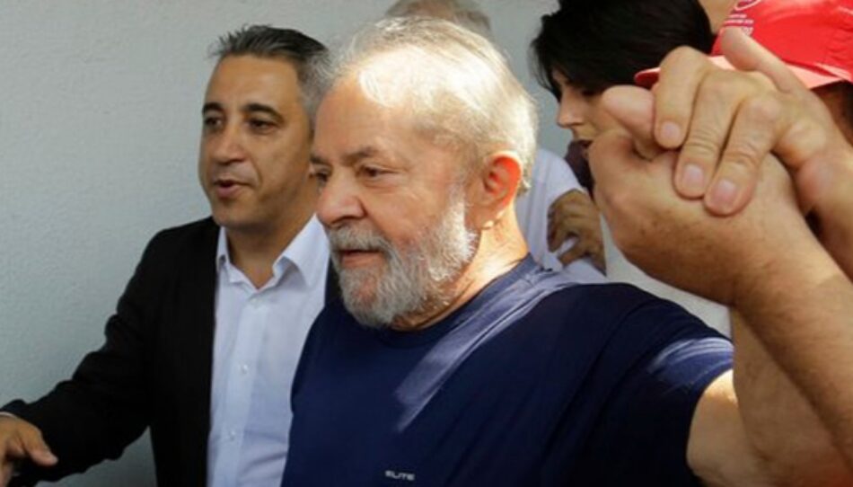 Iñaki Bernal, senador navarro de IU, viaja a Brasil para trasladar directamente el “total apoyo” de esta formación a Lula da Silva y al PT frente a los “continuos ataques recibidos”