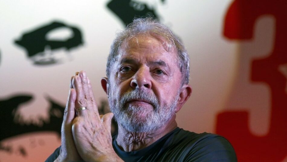 IU rechaza que se encarcele a Lula da Silva y denuncia una operación con “exclusivas razones políticas para impedir su victoria electoral»