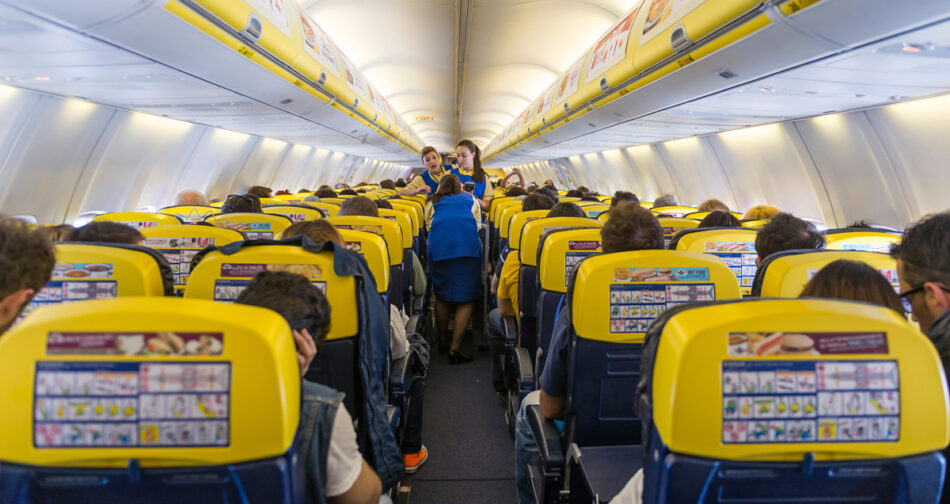 USO y SITCPLA extienden la huelga de TCPs de Ryanair hasta enero de 2023