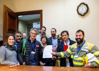 Podemos pide a la mesa del Congreso que permita el debate sobre el Estatuto de bomberos forestales