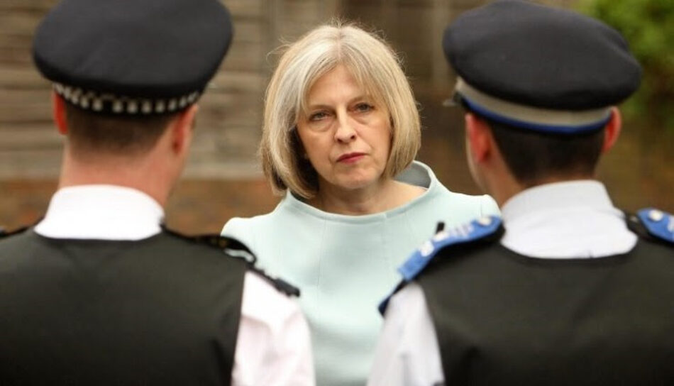 Theresa May – ¿Artista del año?