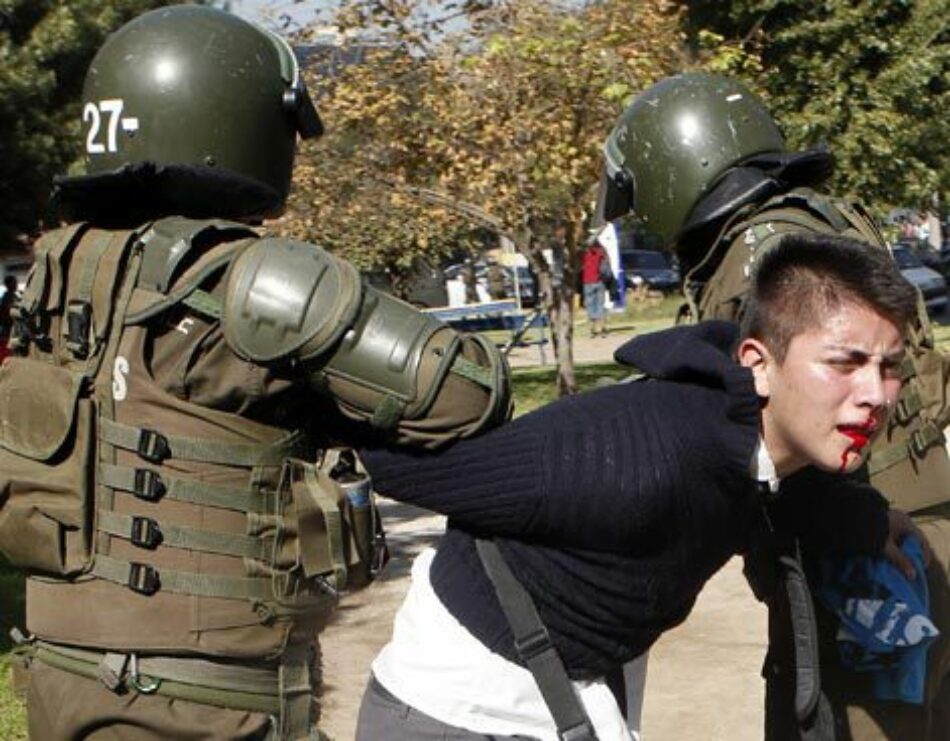 Chile. Violencia policial contra estudiantes genera críticas al gobierno