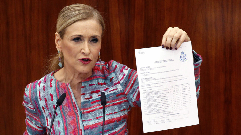 Estudiantes de la Complutense marchan contra la reincorporación de Cristina Cifuentes