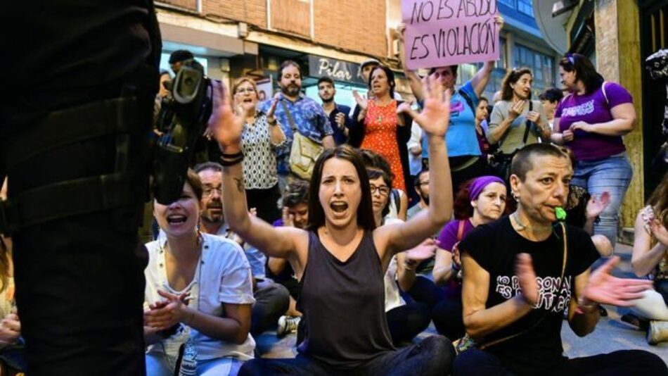 Comunicado en relación a la represión policial ejercida el pasado 26 de abril en la concentración de repulsa contra la sentencia de “La Manada” que cercó al ministro Catalá en Córdoba