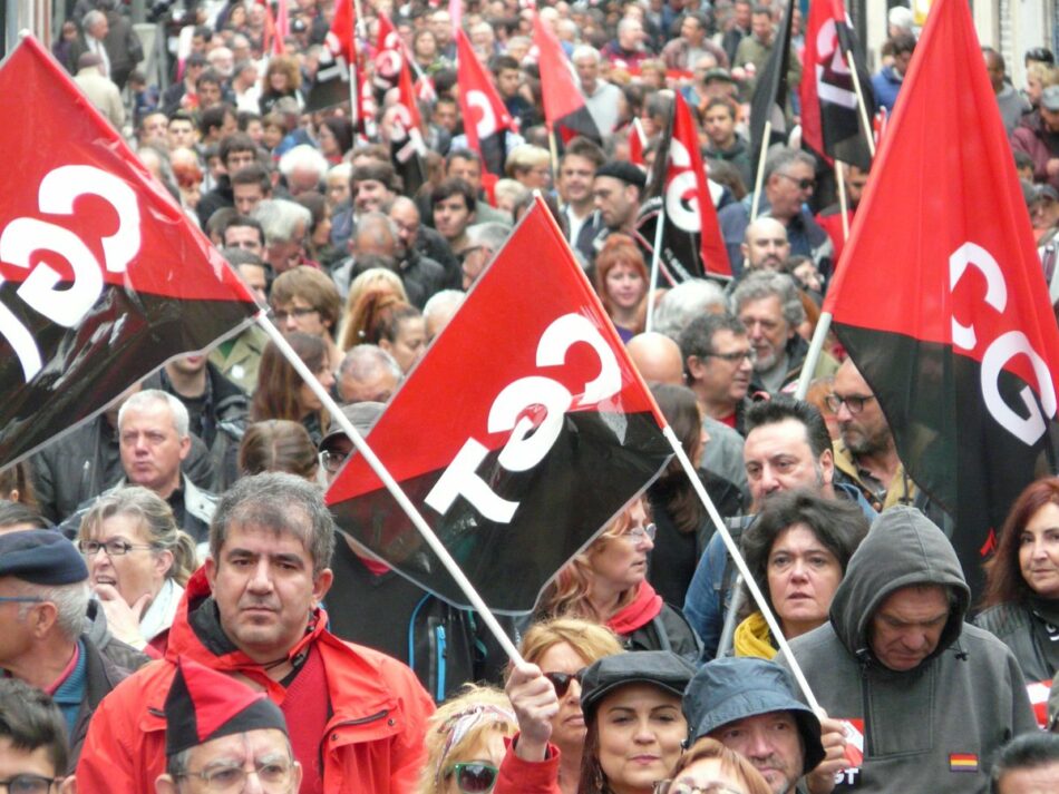 Miles de personas se manifiestan en las calles del Estado español el 1º de Mayo