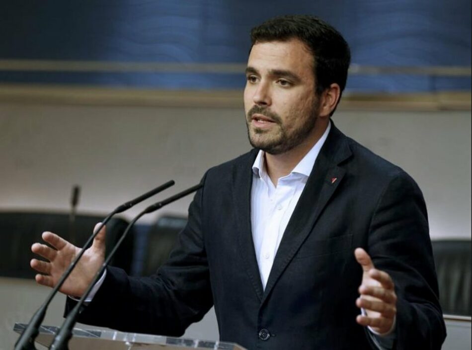 Alberto Garzón advierte de que la sentencia de la ‘trama Gürtel’ “hace imposible que Rajoy pueda seguir por más tiempo al frente del Gobierno de este país”