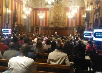 Barcelona reclama al Govern de Rajoy que prevegi les inversions que la ciutat necessita en transport públic, habitatge, promoció econòmica i cultura