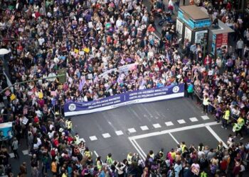 Movilización feminista el 16 de mayo 2018 contra el incumplimiento en los Presupuestos del Estado 2018 del Pacto de Estado contra la Violencia de Género