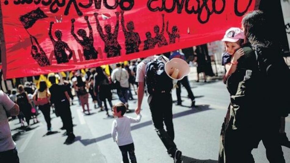 Grecia inicia huelga general contra medidas de austeridad