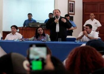 Gobierno y oposición prosiguen diálogo por paz de Nicaragua