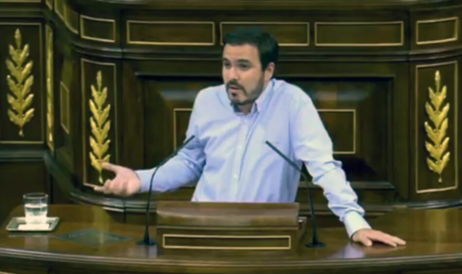 Garzón exige a Montoro en pleno debate de Presupuestos la dimisión de su ‘número dos’ en Hacienda, Fernández de Moya, tras ser citado como investigado por cinco delitos graves