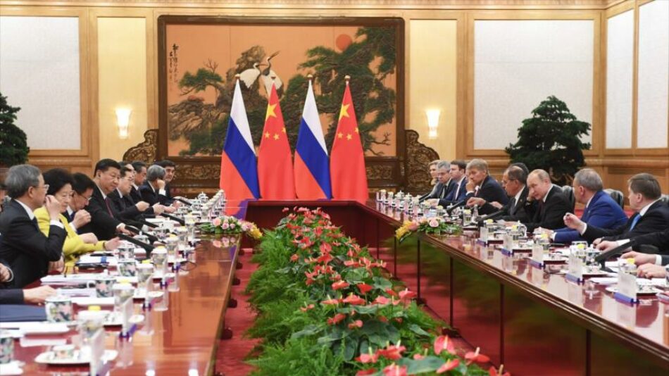China y Rusia firman el mayor acuerdo nuclear de su historia