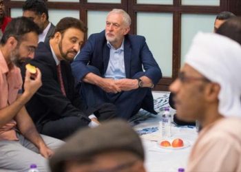 Corbyn secunda investigar la islamofobia en el partido Conservador