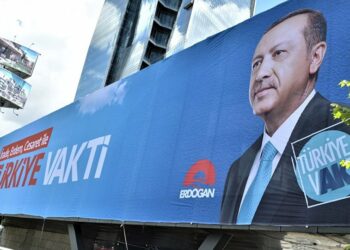 Turquía afronta sus primeras elecciones tras la reforma constitucional