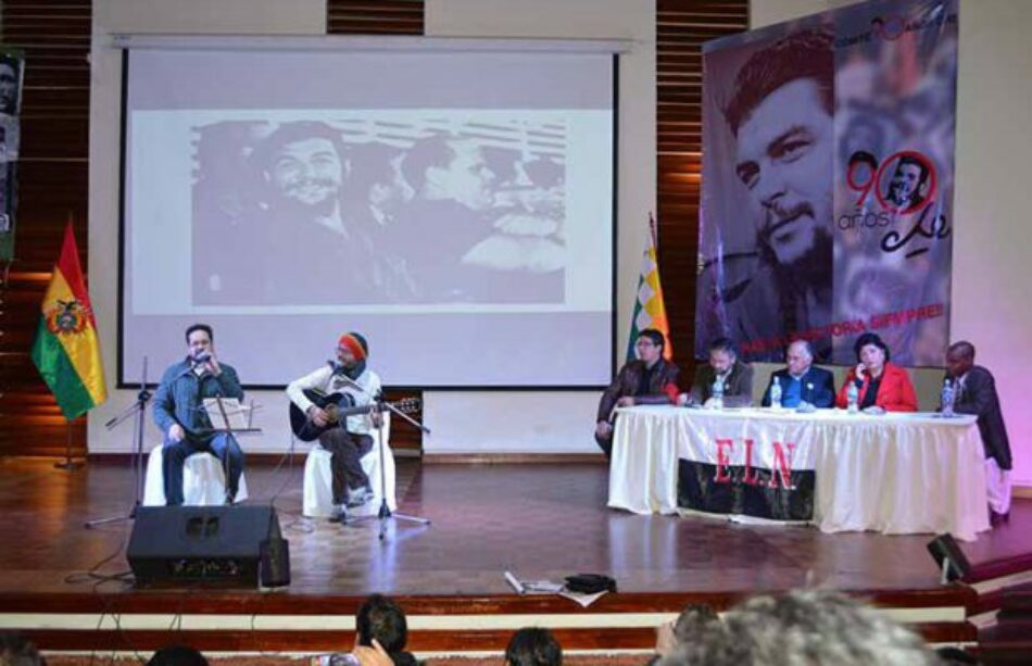 Bolivia homenajea al Che en el 90 aniversario de su natalicio