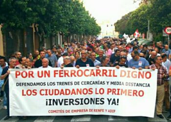 CGT de la Región Murciana, por un ferrocarril público y social