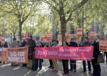 Ecologistas en Acción acude a la junta de accionistas de Atalaya Mining en Londres