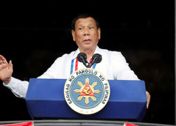 Duterte: «Su Dios es estúpido, el mío tiene sentido común»