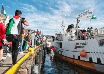 La Flotilla de la Libertad para romper el bloqueo de Gaza llega a Gijón