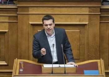 El gobierno de Alexis Tsipras supera una moción de censura en el Parlamento griego