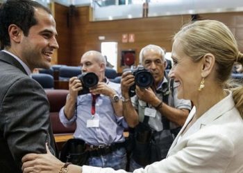 Colectivos sociales y partidos políticos piden la paralización de la nueva Ley del Suelo del Partido Popular y Ciudadanos