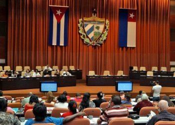 Cuba reformará su Constitución por primera vez desde 2002