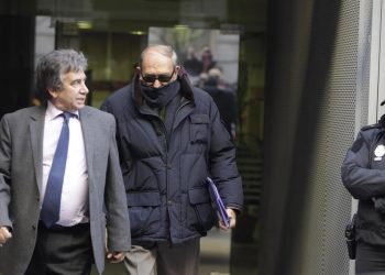 El ex ministro del Interior, Juan Ignacio Zoido, mintió deliberadamente en el Congreso sobre la petición de la retirada de la condecoración a «Billy el Niño»