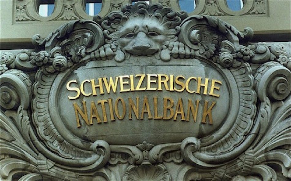 Suiza decide hoy en referéndum vinculante suprimir el privilegio de la creación de dinero de la banca