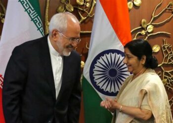 India e Irán acuerdan usar la rupia en sus relaciones comerciales