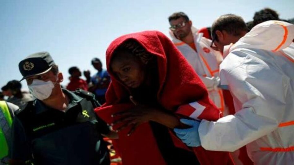 UE separará refugiados de migrantes irregulares para sacarlos