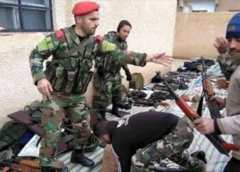 Facciones del Ejército Sirio Libre (ESL) se rinden en la ciudad histórica de Busra al Sham, en Daraa en Siria