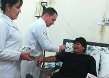 Evo Morales fue intervenido por un tumor y se recupera satisfactoriamente