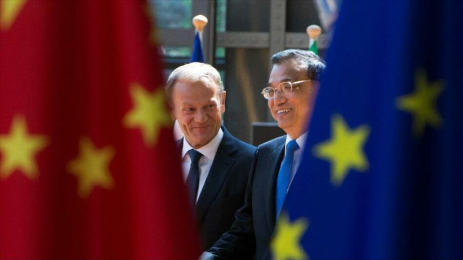 China busca formar alianza con UE ante presiones de EEUU
