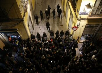 El Gobierno del PSOE decide tapar la polémica actuación policial de marzo en Lavapiés