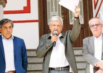 Andrés Manuel López Obrador da conocer siete proyectos prioritarios