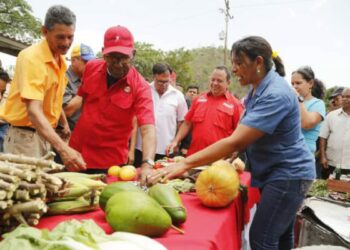 Vivir en Venezuela II / Maria Ayelen: “Hay una conciencia muy clara de que si cae el gobierno la alternativa son los que históricamente han hambreado a las mayorías”