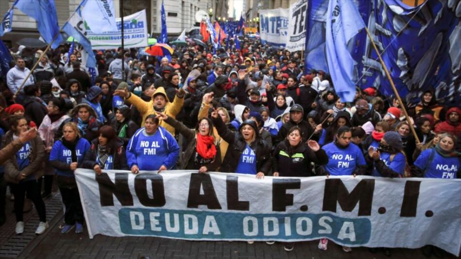 Protestas multitudinarias contra la visita del FMI a Argentina