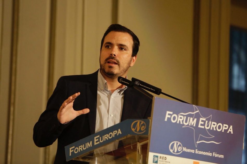 Alberto Garzón adelanta que impulsa la creación de una comisión de investigación en el Congreso sobre los negocios y supuestas prácticas irregulares perpetradas por Juan Carlos de Borbón